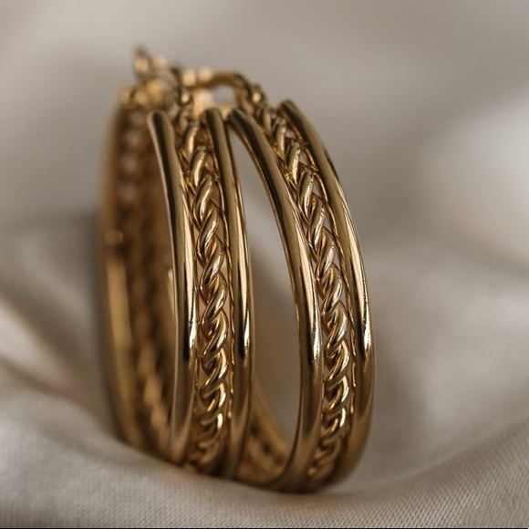 18K Gold plated hoop earrings - Picture 3 of 4
